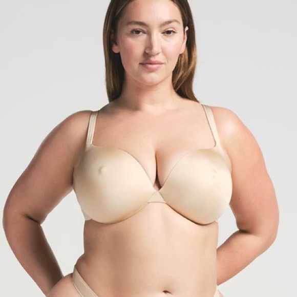 Skims ultimate nipple push up bra color sand - Picture 2 of 8